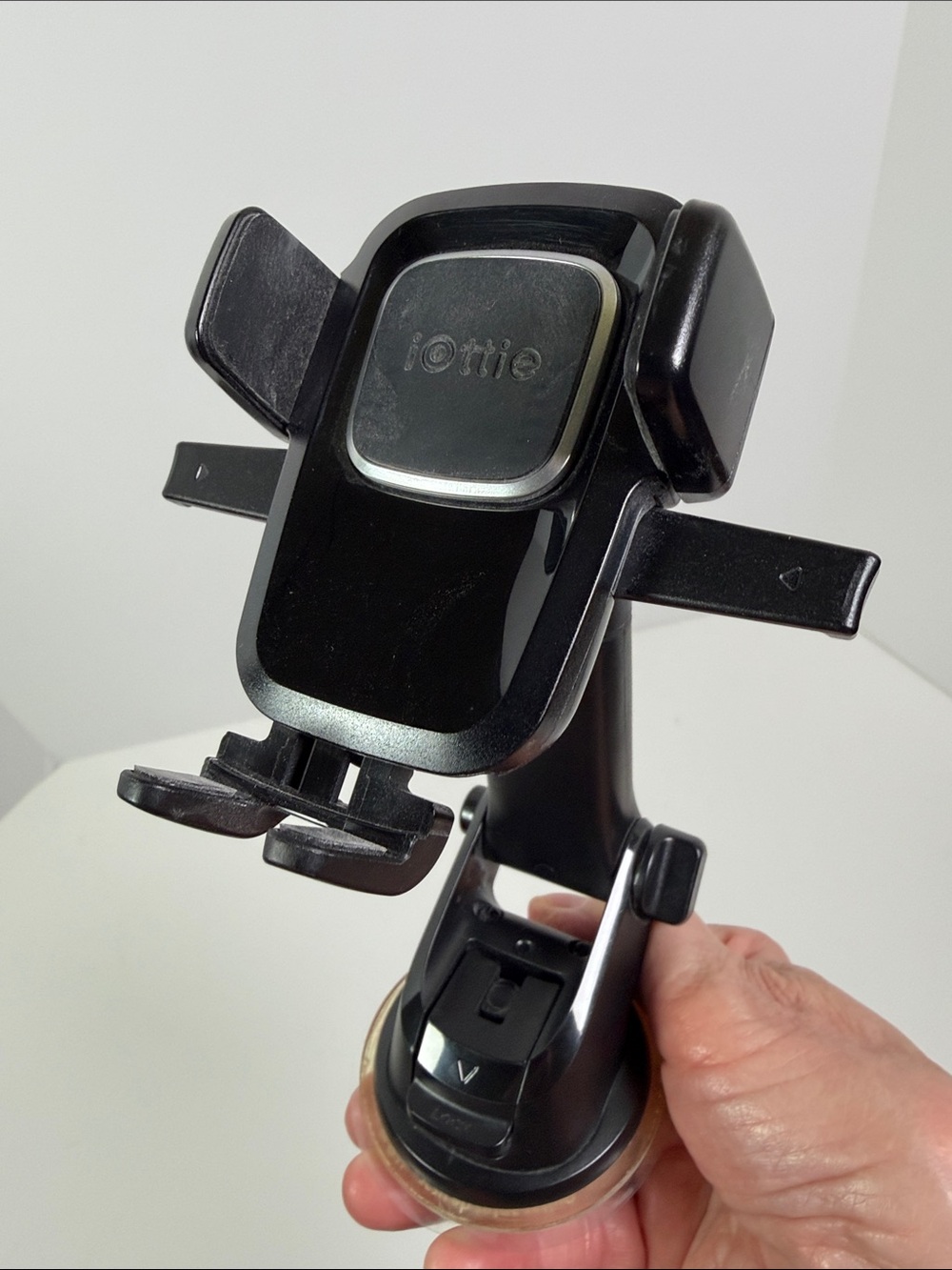 iOttie Universal Car Mount Holder Adjustable Smartphone Dash Windshield Phone
